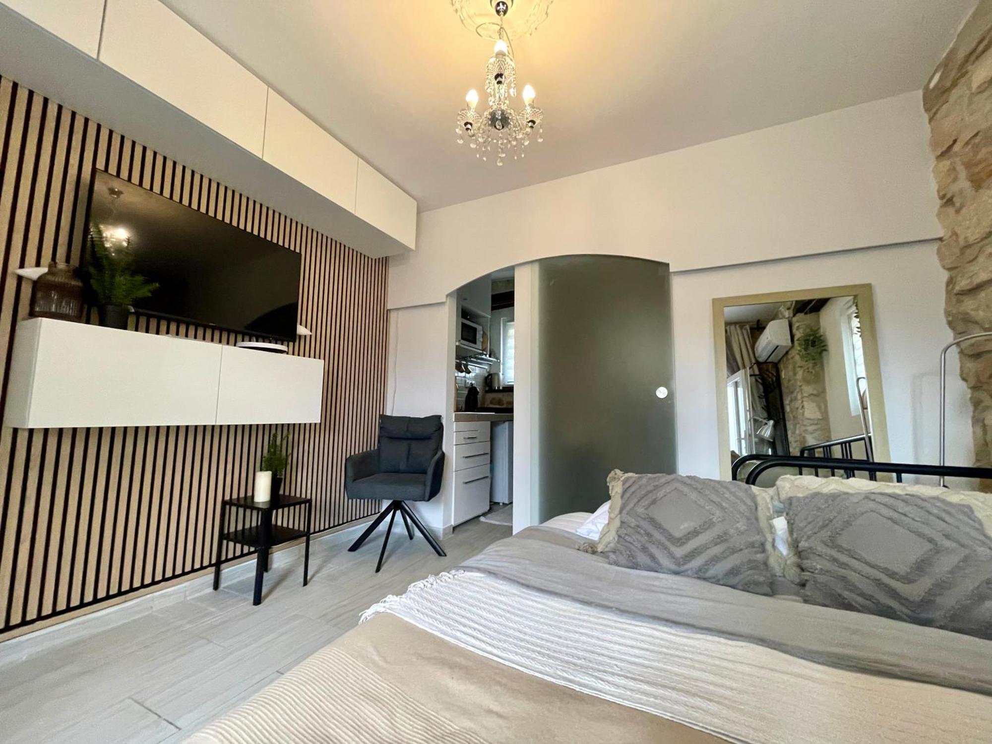 Villa Amore Radini Istrian Romantic Studio With Private Parking And Terrace Бртонигла Экстерьер фото